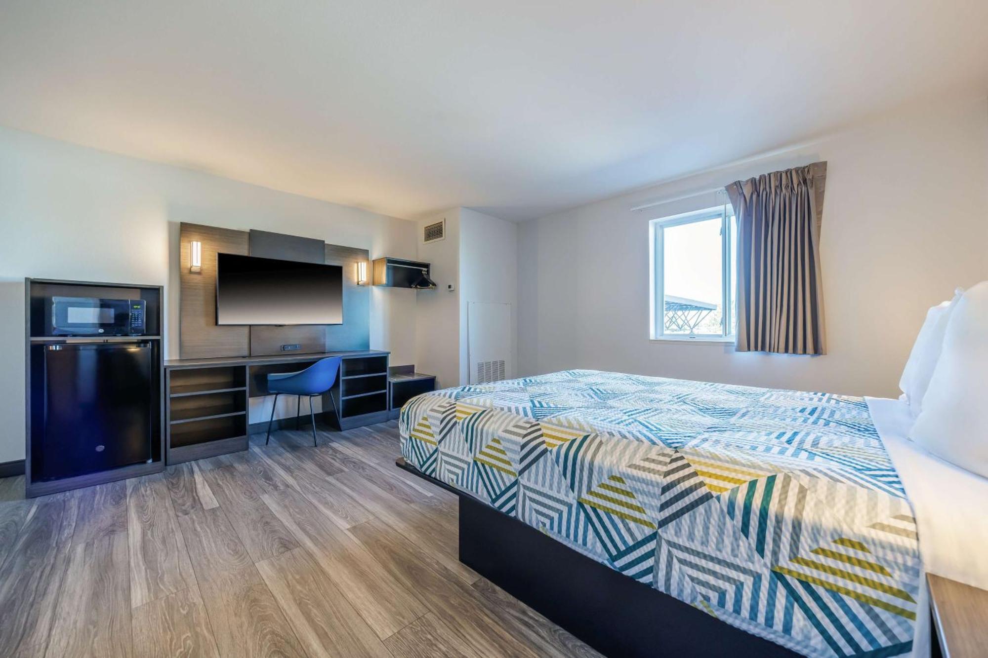 6-grand Island, Ne Hotel